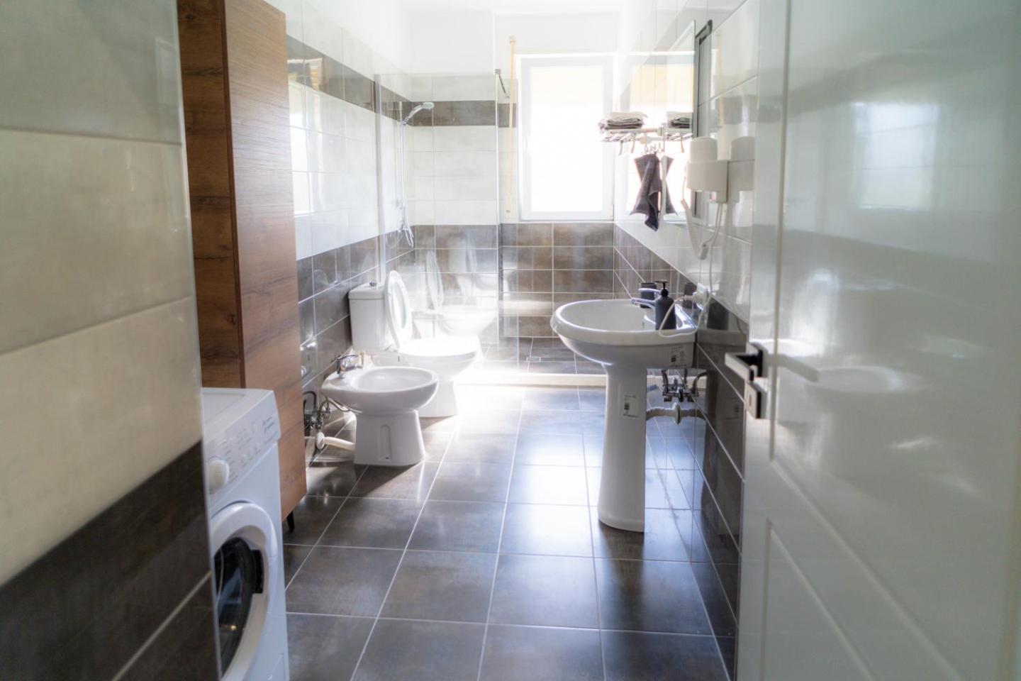 Enea Room In Center Shkodër Eksteriør bilde