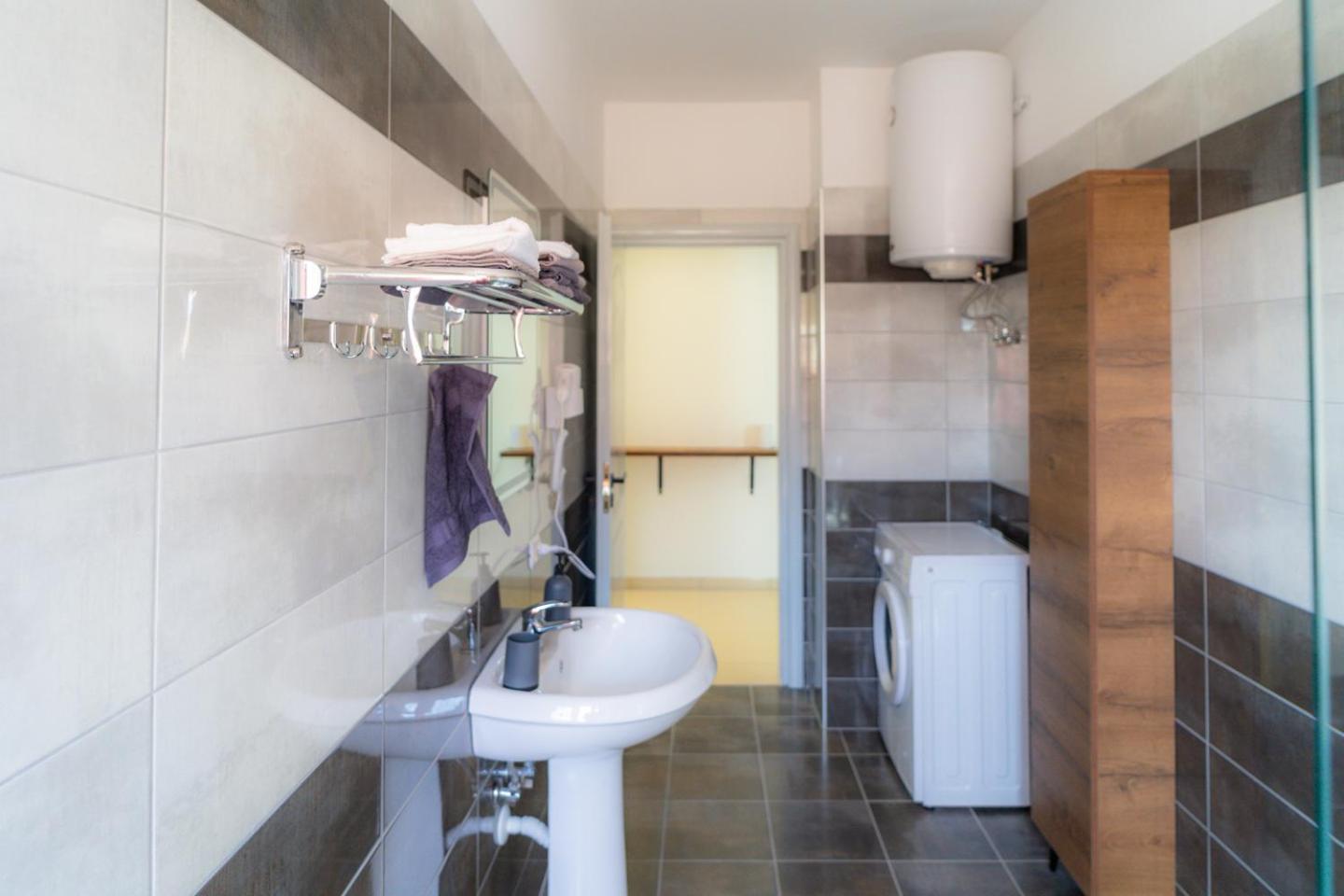 Enea Room In Center Shkodër Eksteriør bilde