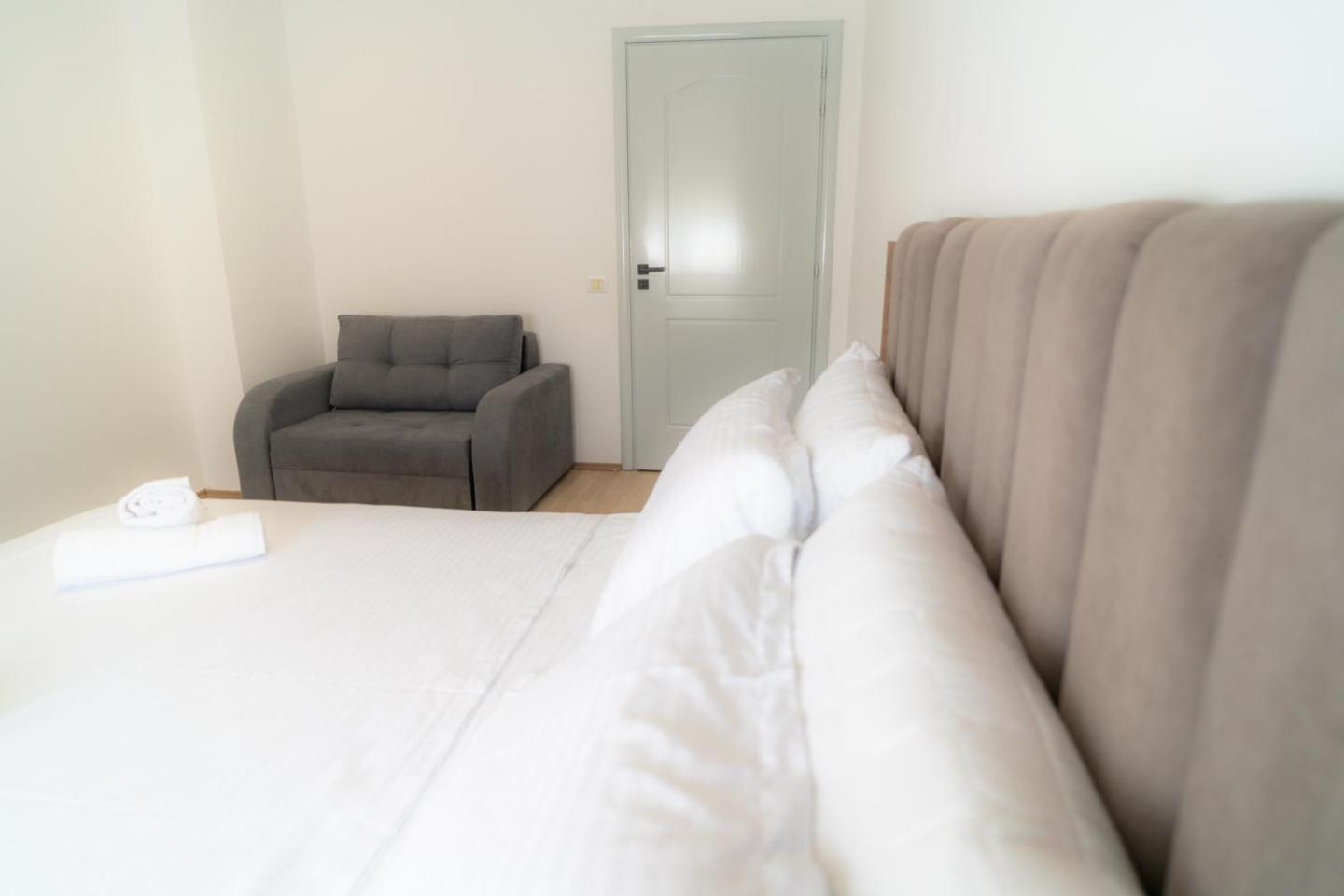 Enea Room In Center Shkodër Eksteriør bilde